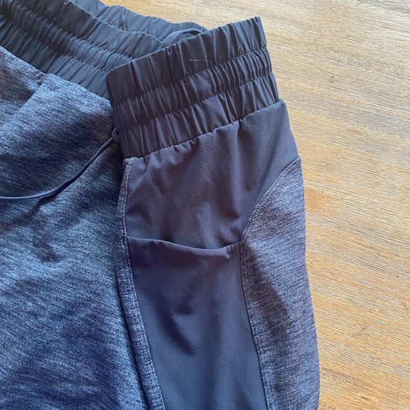 Women's Athleta Skirt w/ pockets and shorts - Picture 5 of 5